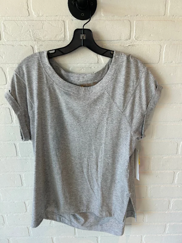 Top Short Sleeve Basic By Zella In Grey, Size: M