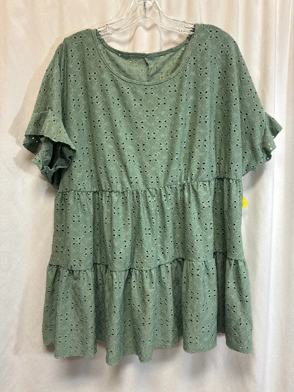 Top Short Sleeve By Shein In Green, Size: 1x