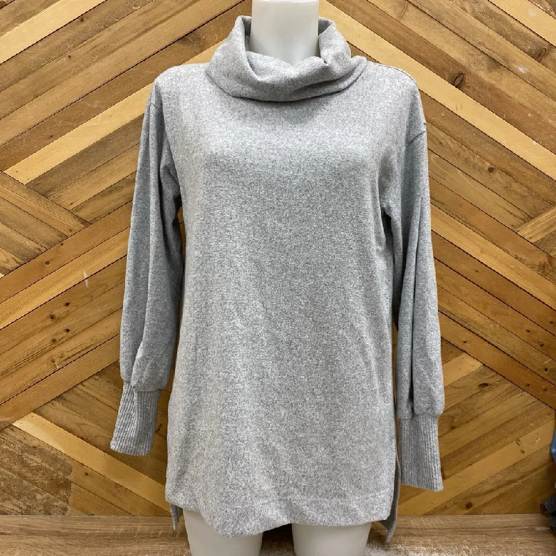 Suzy Shier - Women's Sweater: Grey-women-MD