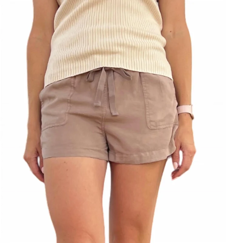 Blue Skies Shorts In Hazelnut